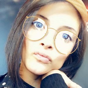 Meet your Posher, Johana